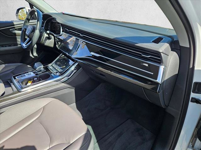 Used 2025 Audi Q7 3.0T Premium Plus image 22