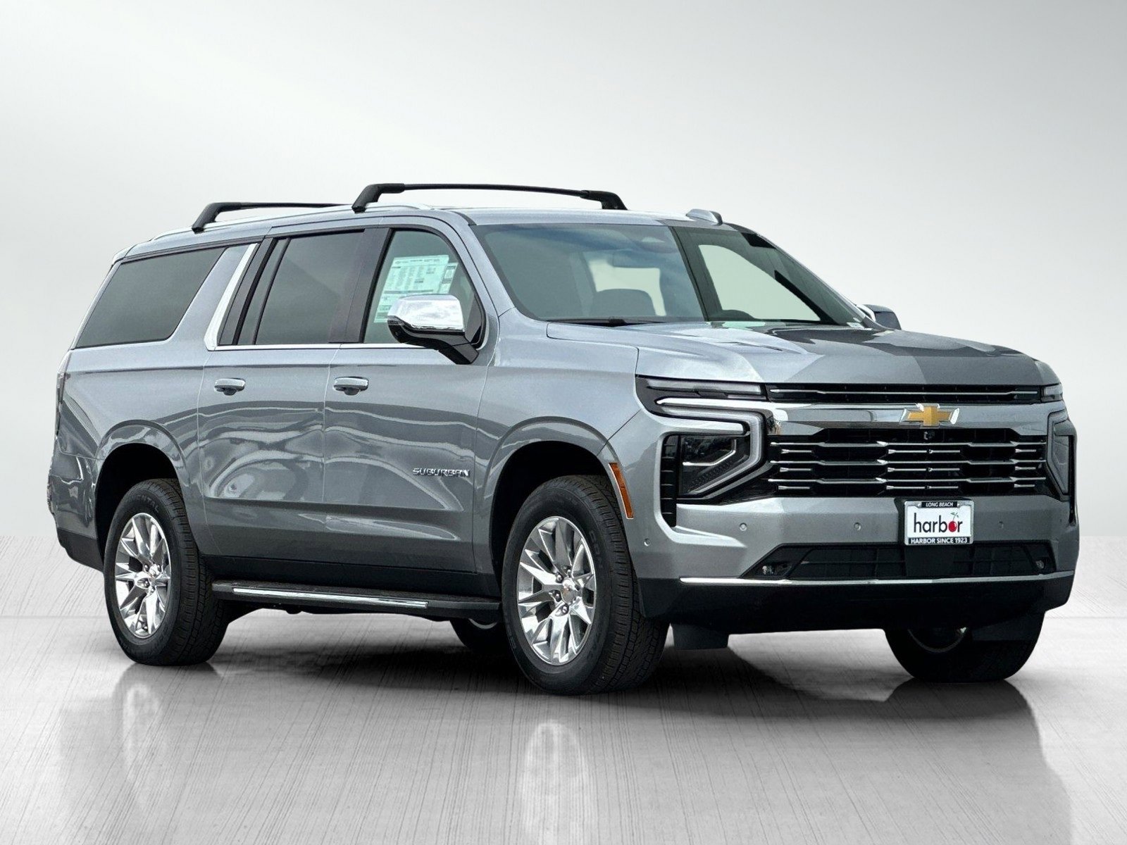 New 2025 Chevrolet Suburban Premier image 2