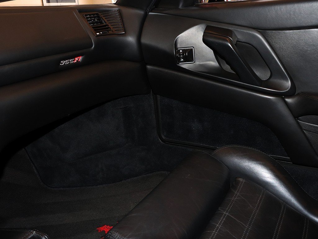 Used 1998 Ferrari F355 Berlinetta image 89