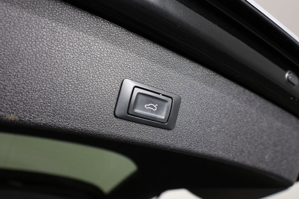 Used 2015 Audi Q5 3.0T Premium Plus AWD/4WD image 19