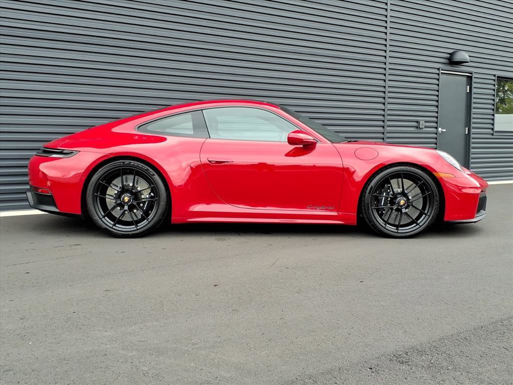 Certified 2025 Porsche 911 Carrera GTS image 28