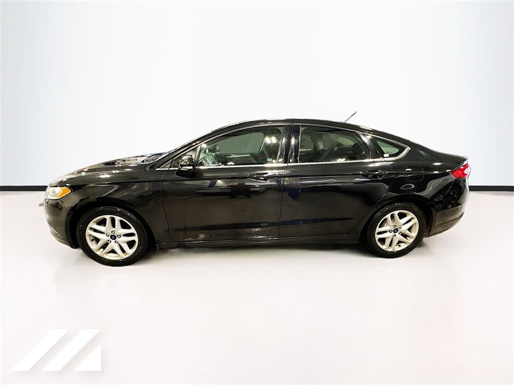 Used 2015 Ford Fusion SE image 8