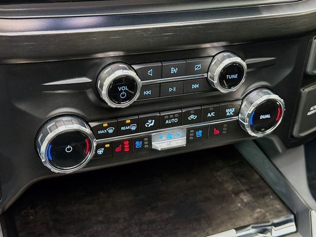 Used 2024 Ford F250 Lariat w/ Lariat Ultimate Package image 16