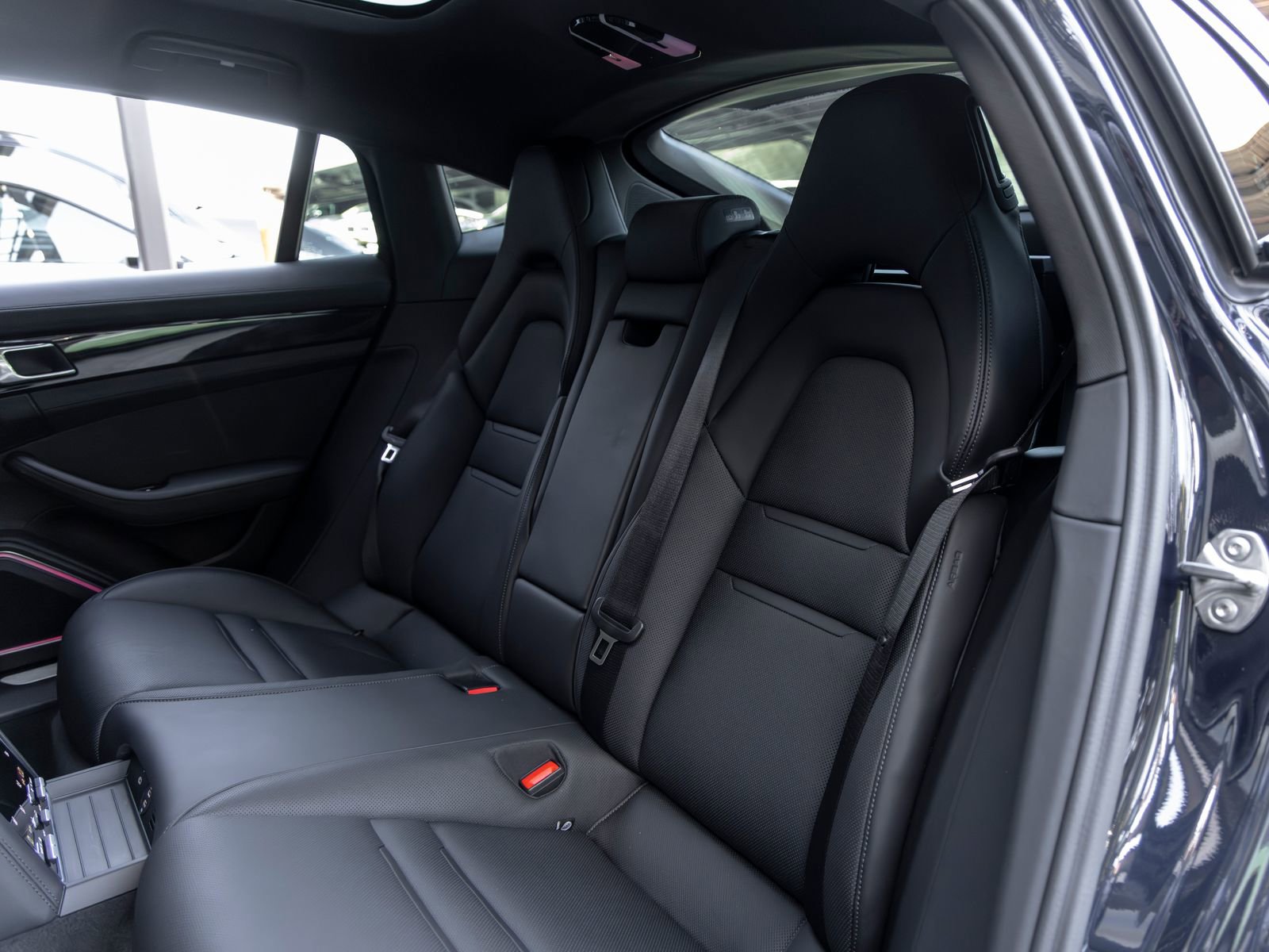 Certified 2022 Porsche Panamera 4S AWD/4WD image 49