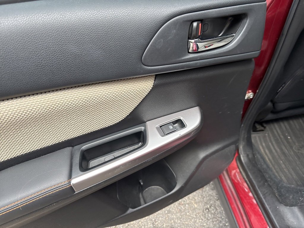 Used 2017 Subaru Crosstrek 2.0i Premium image 5