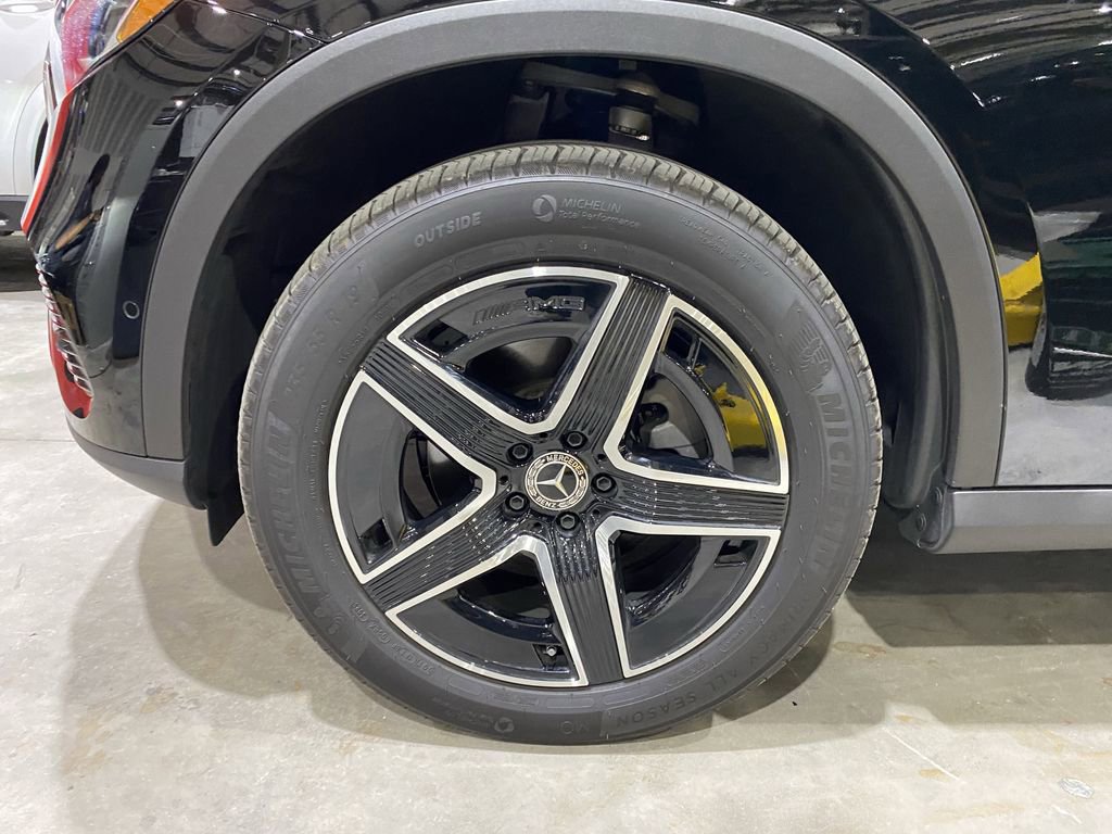 Certified 2026 Mercedes-Benz GLC 300 image 18