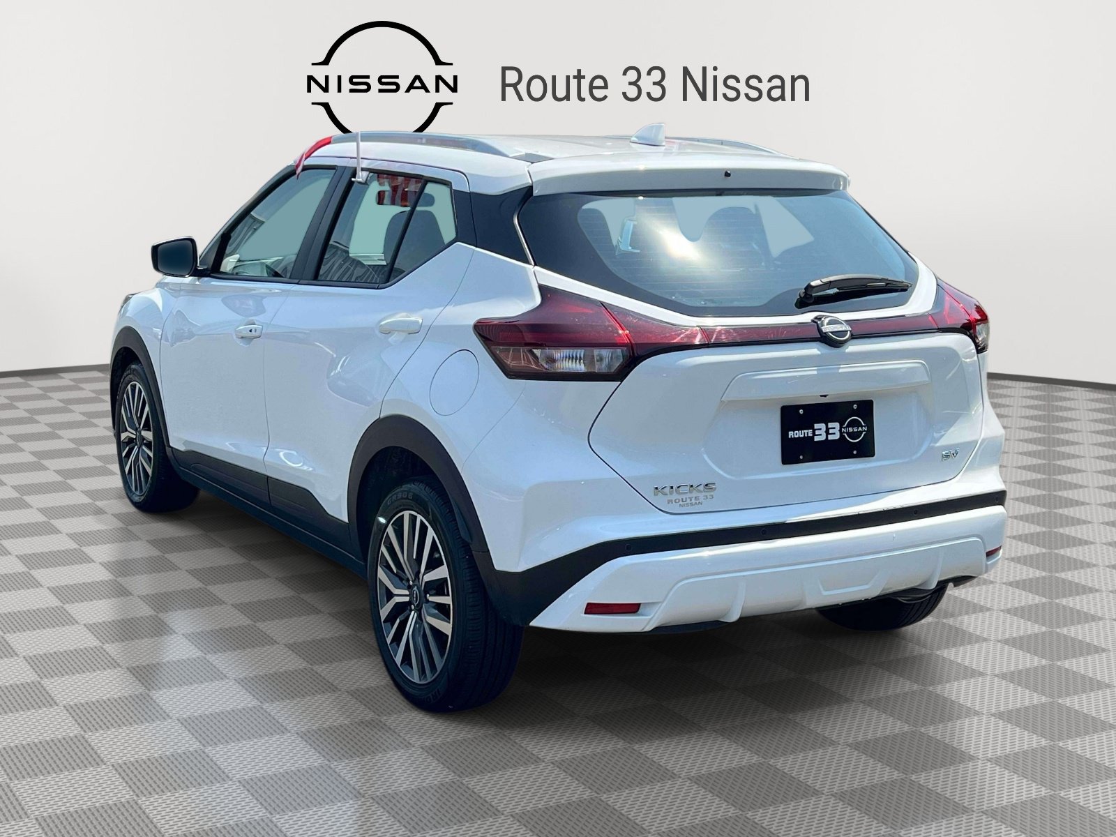 Used 2024 Nissan Kicks SV FWD image 3