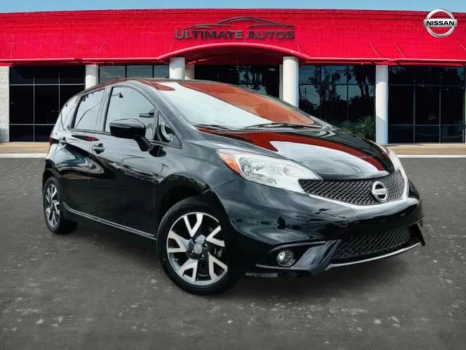 Used 2016 Nissan Versa Note SR w/ SR Tech Package FWD image 3