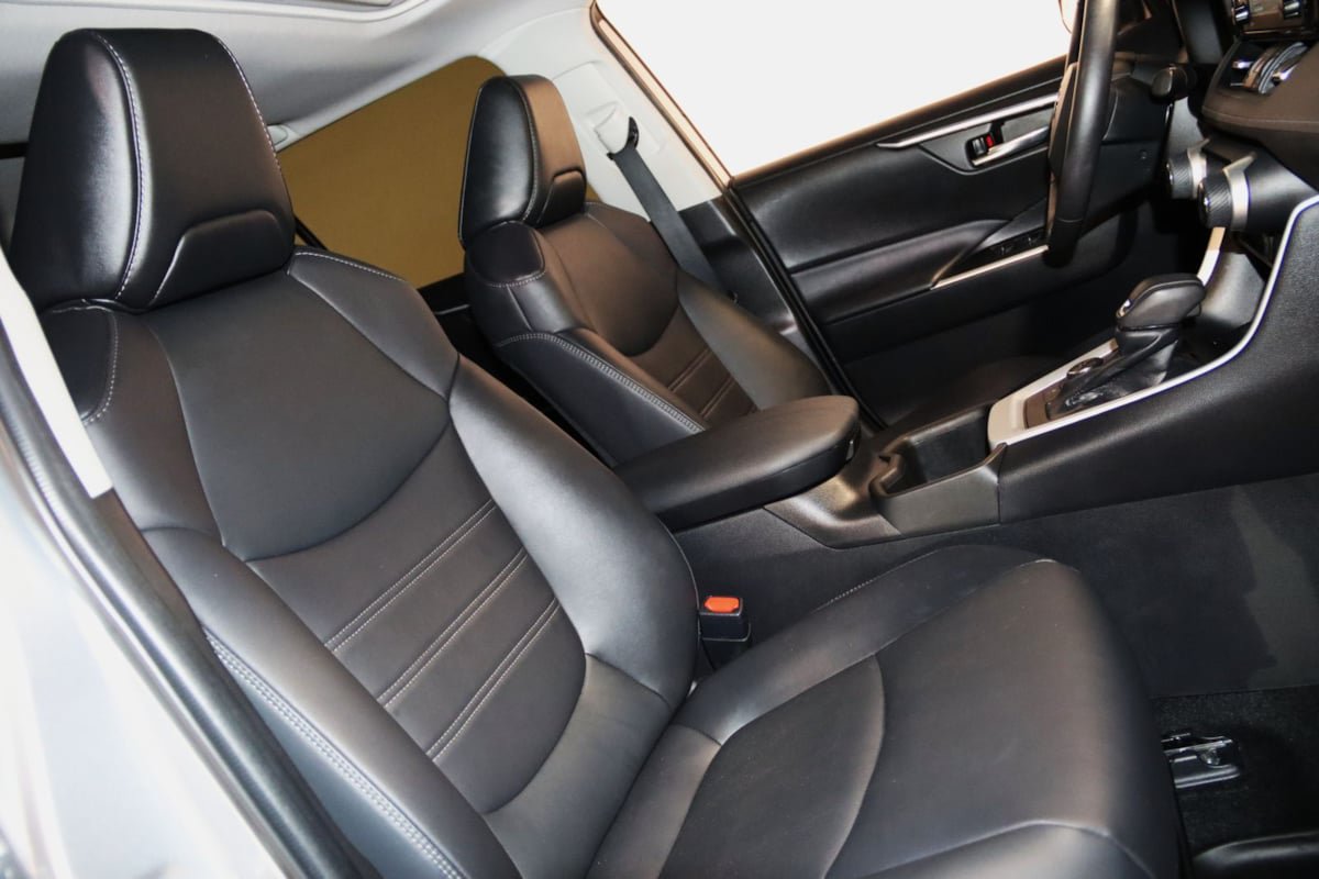 Used 2022 Toyota RAV4 XLE Premium AWD/4WD image 55