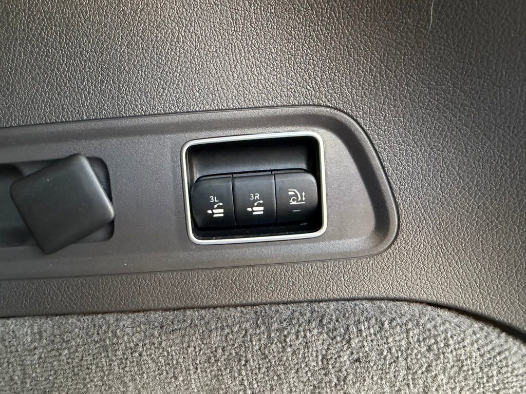 Used 2020 Mercedes-Benz GLS 450 4MATIC image 12