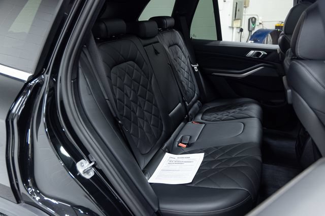 Used 2023 BMW X5 xDrive40i w/ Premium Package AWD/4WD image 24