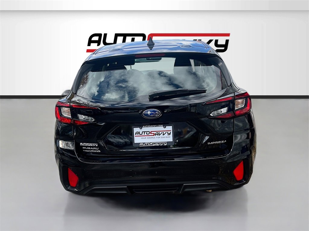 Used 2025 Subaru Impreza 2.0i image 6