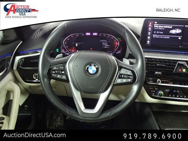 Used 2021 BMW 540i w/ Premium Package image 24