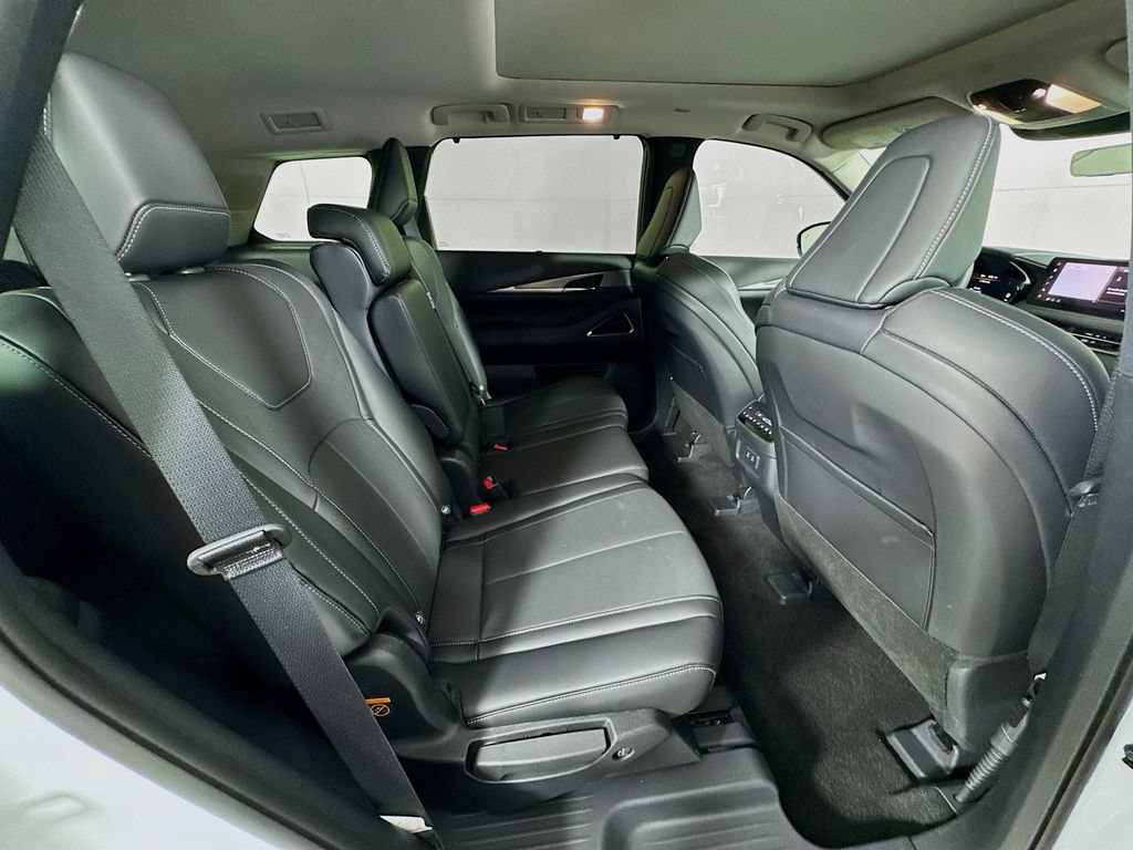 Certified 2026 INFINITI QX60 Luxe w/ Cargo Package FWD image 37