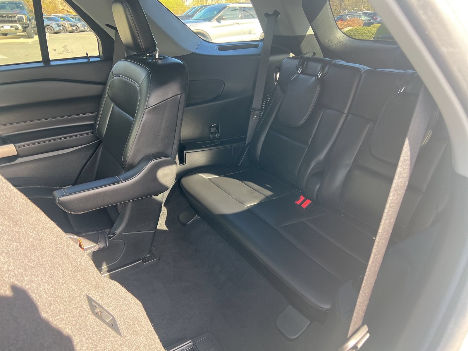 Certified 2023 Ford Explorer XLT w/ Equipment Group 202A AWD/4WD image 20