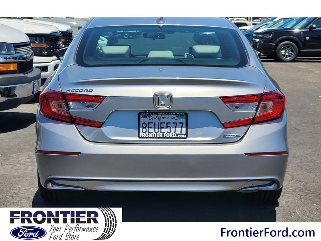 Used 2018 Honda Accord EX image 5