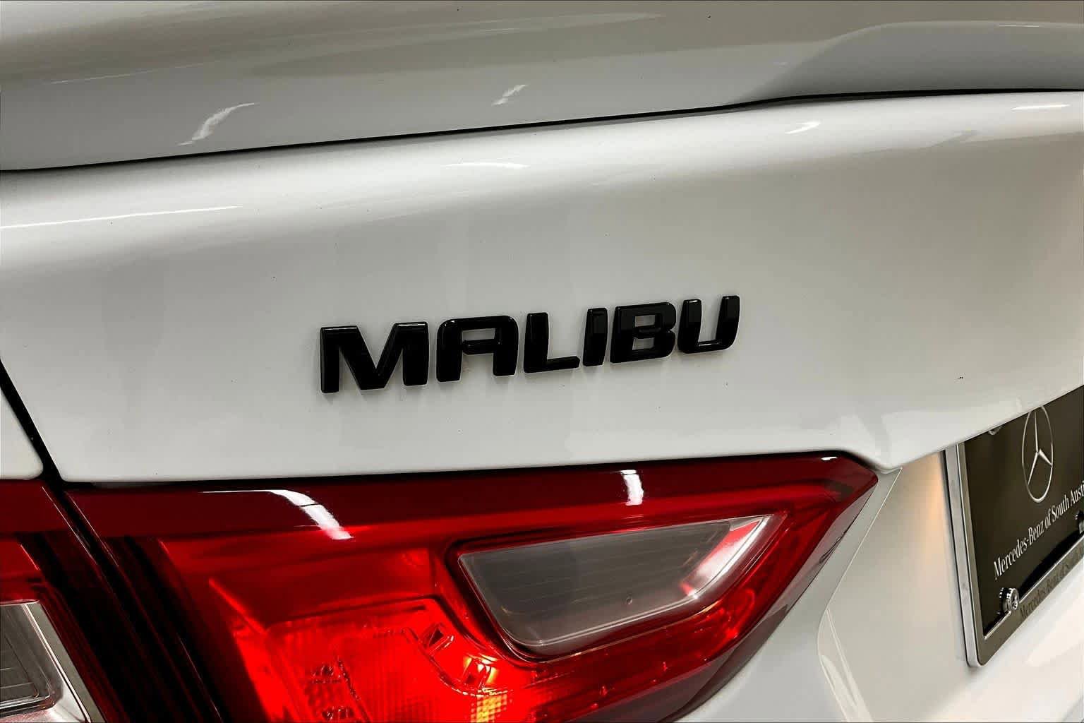 Used 2025 Chevrolet Malibu RS FWD image 30