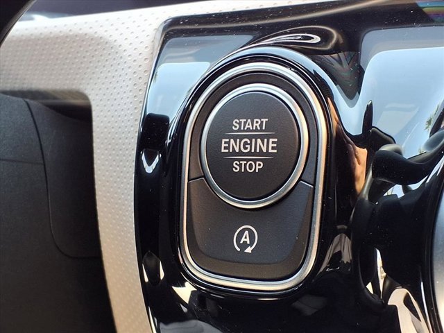 Used 2025 Mercedes-Benz CLA 250 image 25