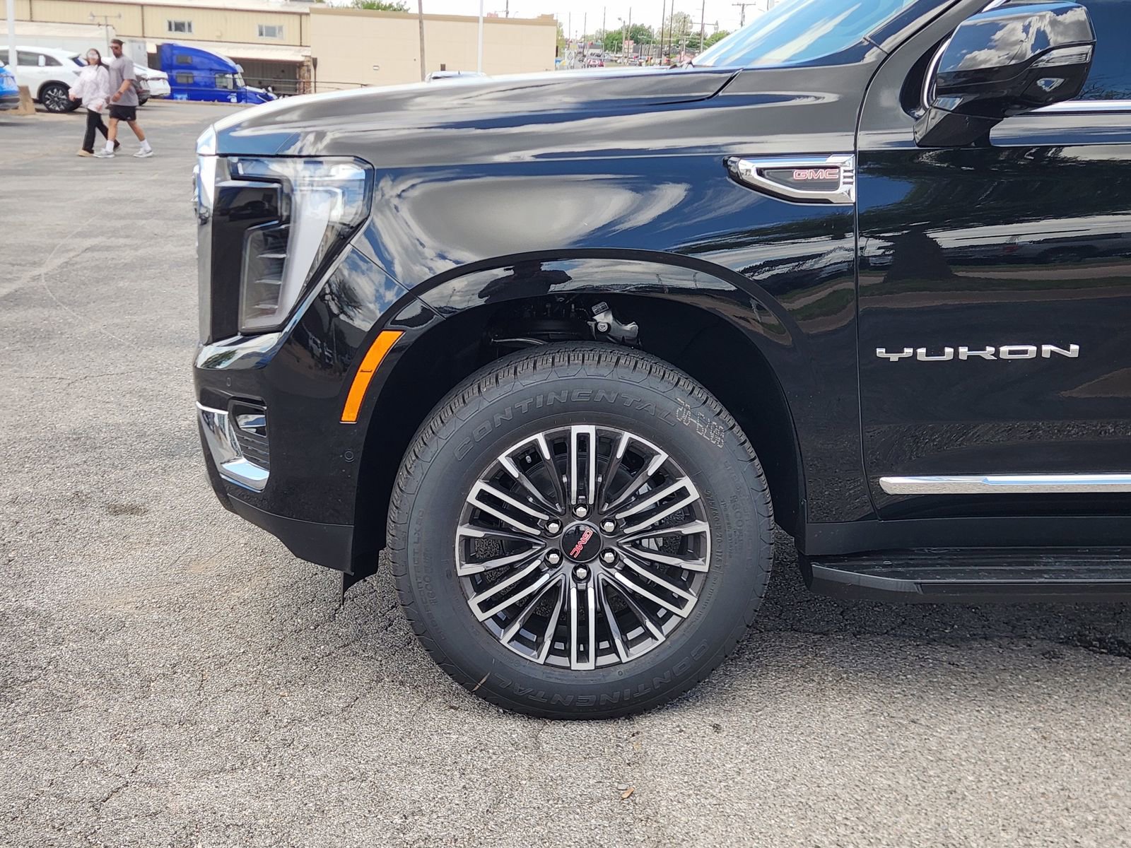 New 2026 GMC Yukon Elevation AWD/4WD image 8