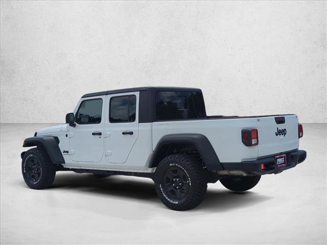 Used 2025 Jeep Gladiator Sport image 7