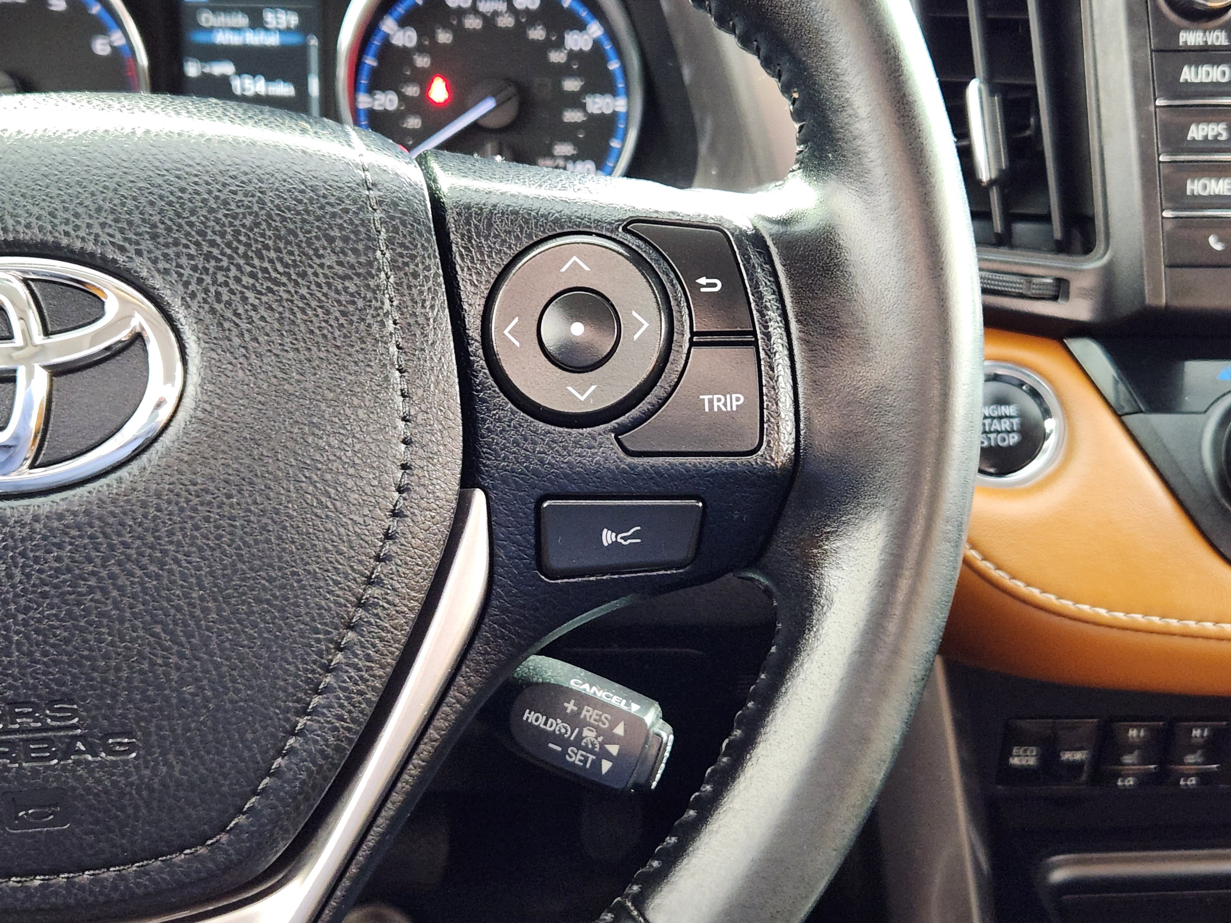 Used 2017 Toyota RAV4 Limited image 19