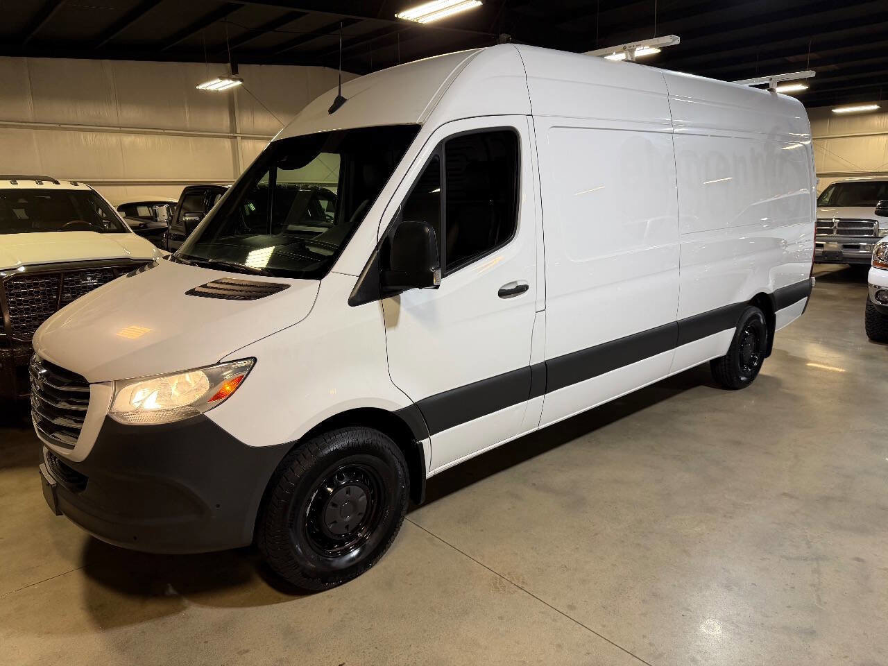 Used 2020 Freightliner Sprinter 2500 image 8
