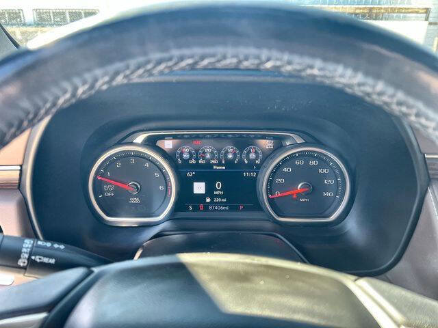 Used 2021 Chevrolet Tahoe High Country w/ Premium Package image 12