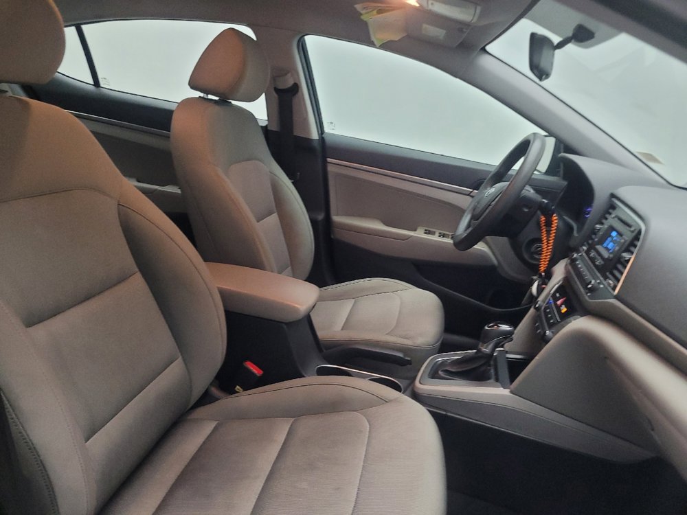 Used 2017 Hyundai Elantra SE image 21