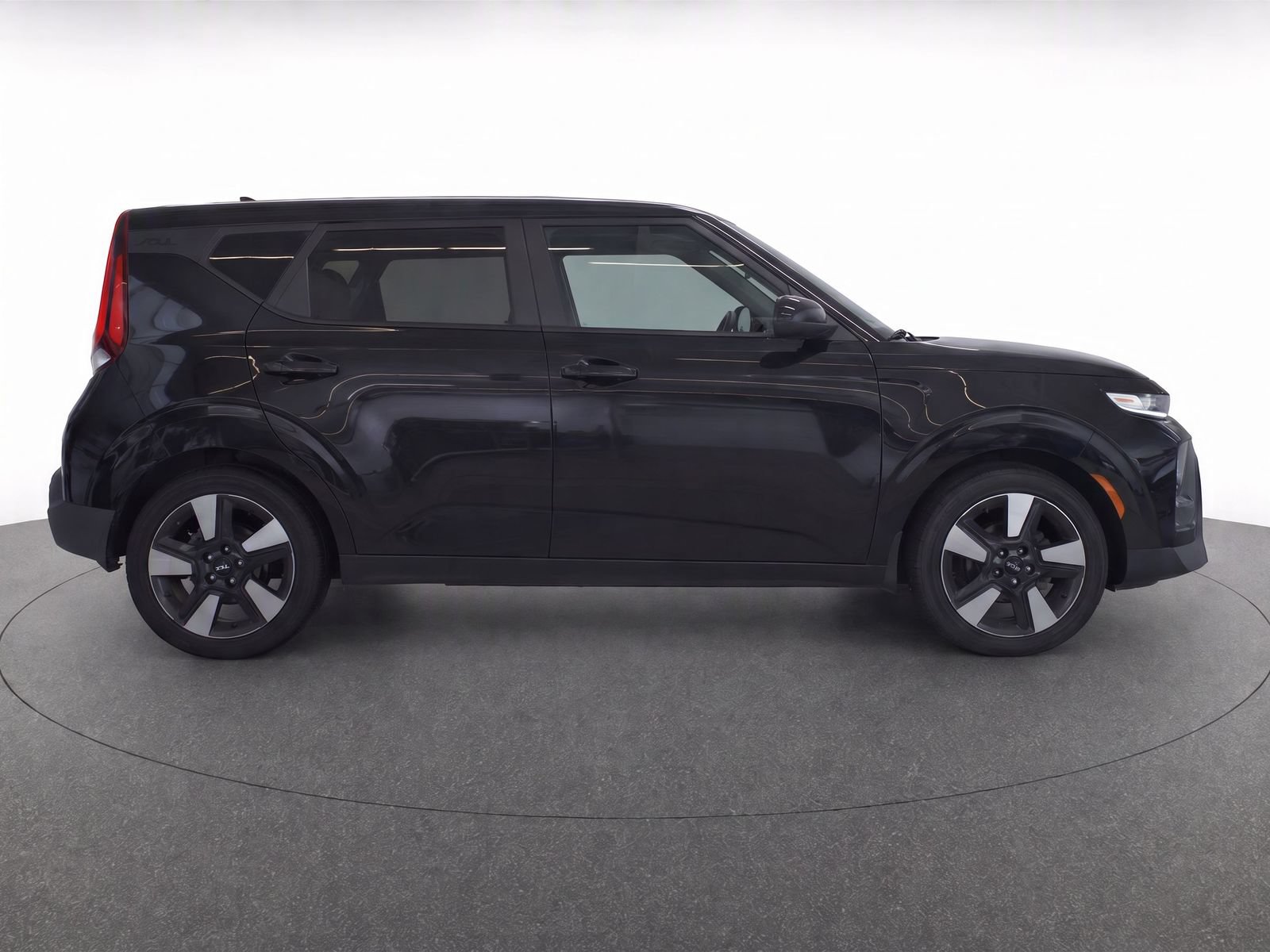 Used 2020 Kia Soul EX w/ Option Group 015 FWD image 4