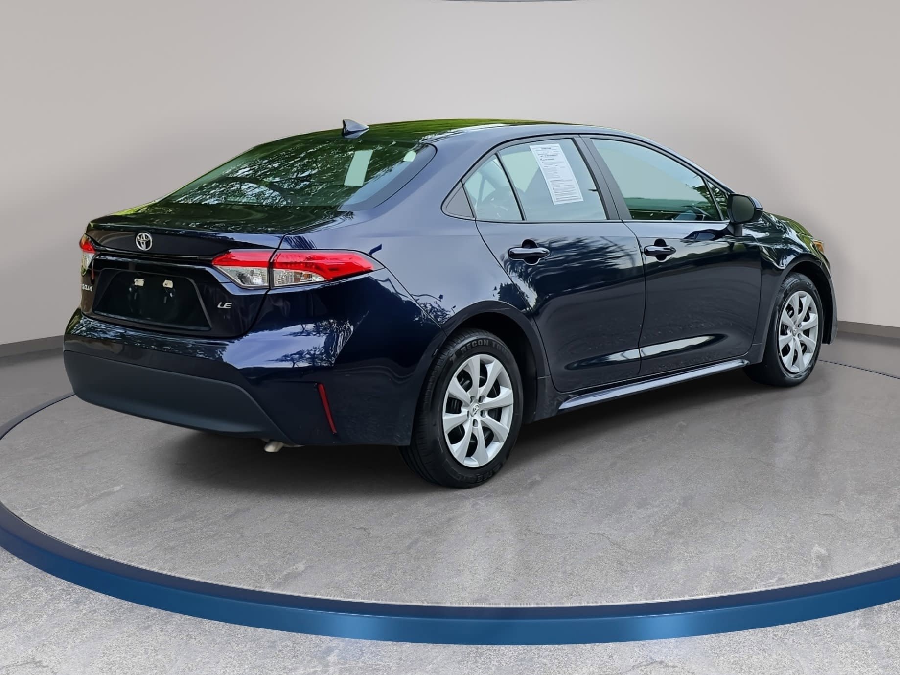 Used 2024 Toyota Corolla LE image 5