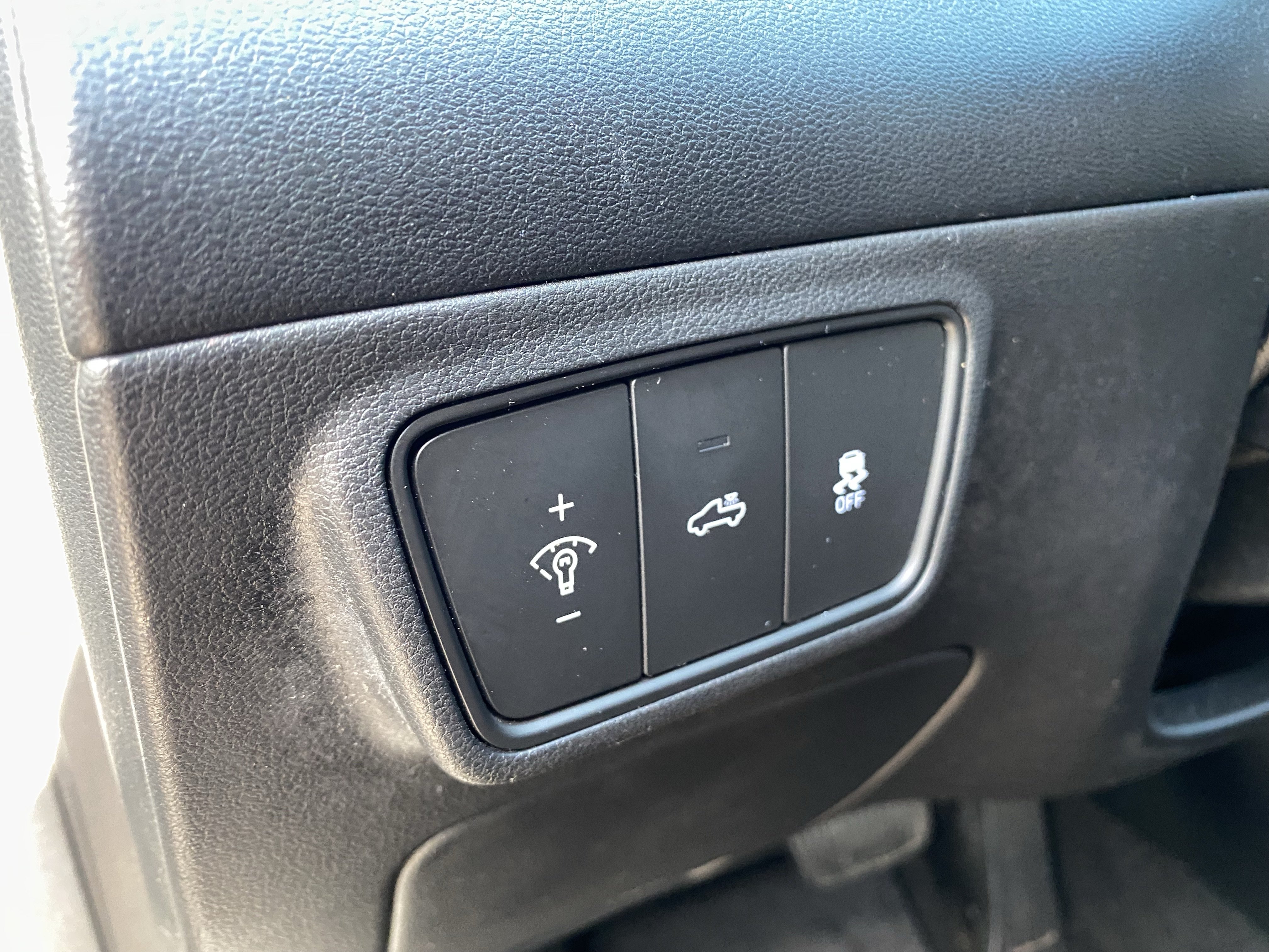 Used 2023 Hyundai Santa Cruz SEL AWD/4WD image 19
