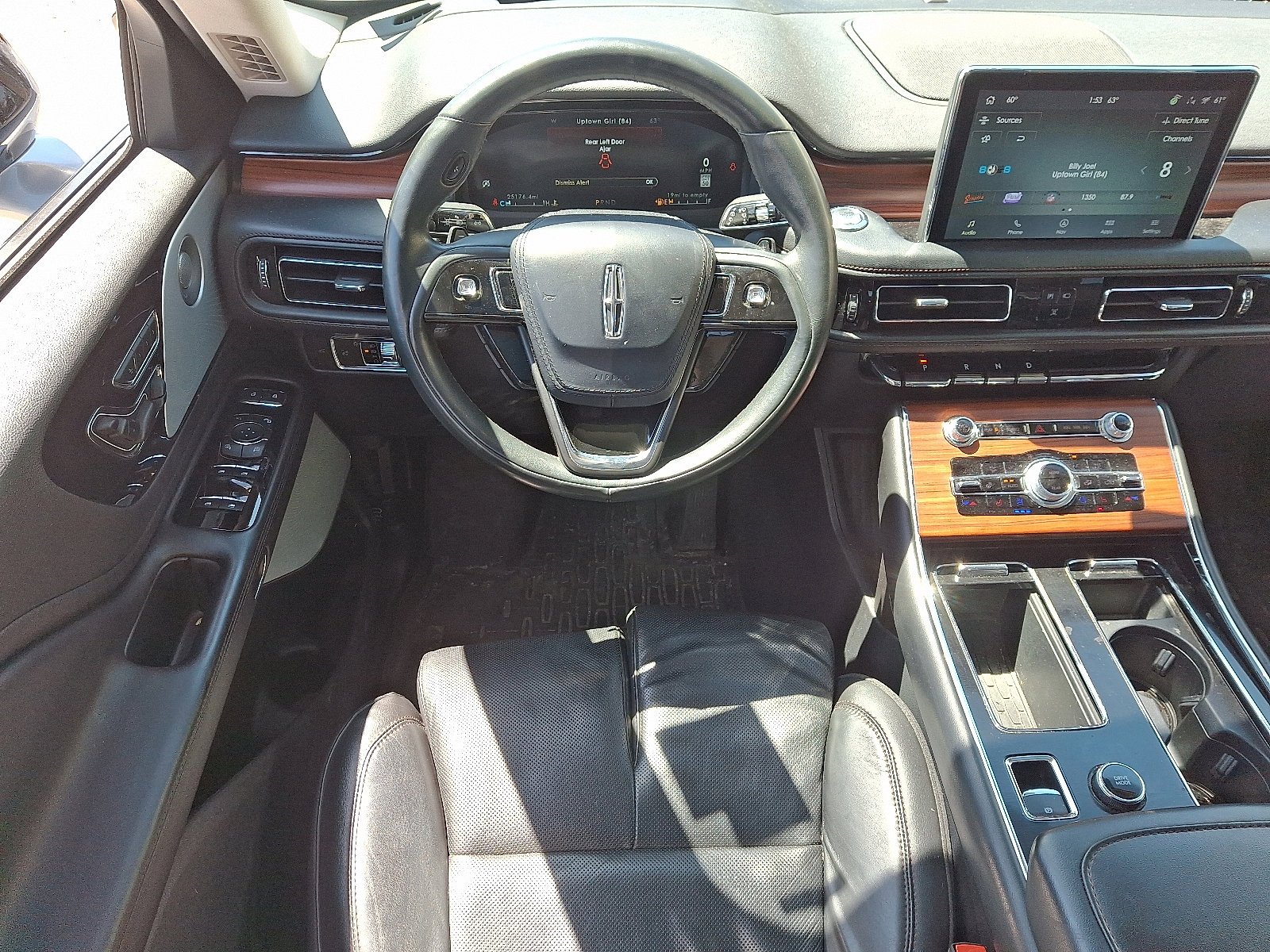 Used 2023 Lincoln Aviator Reserve w/ Equipment Group 201A AWD/4WD image 12