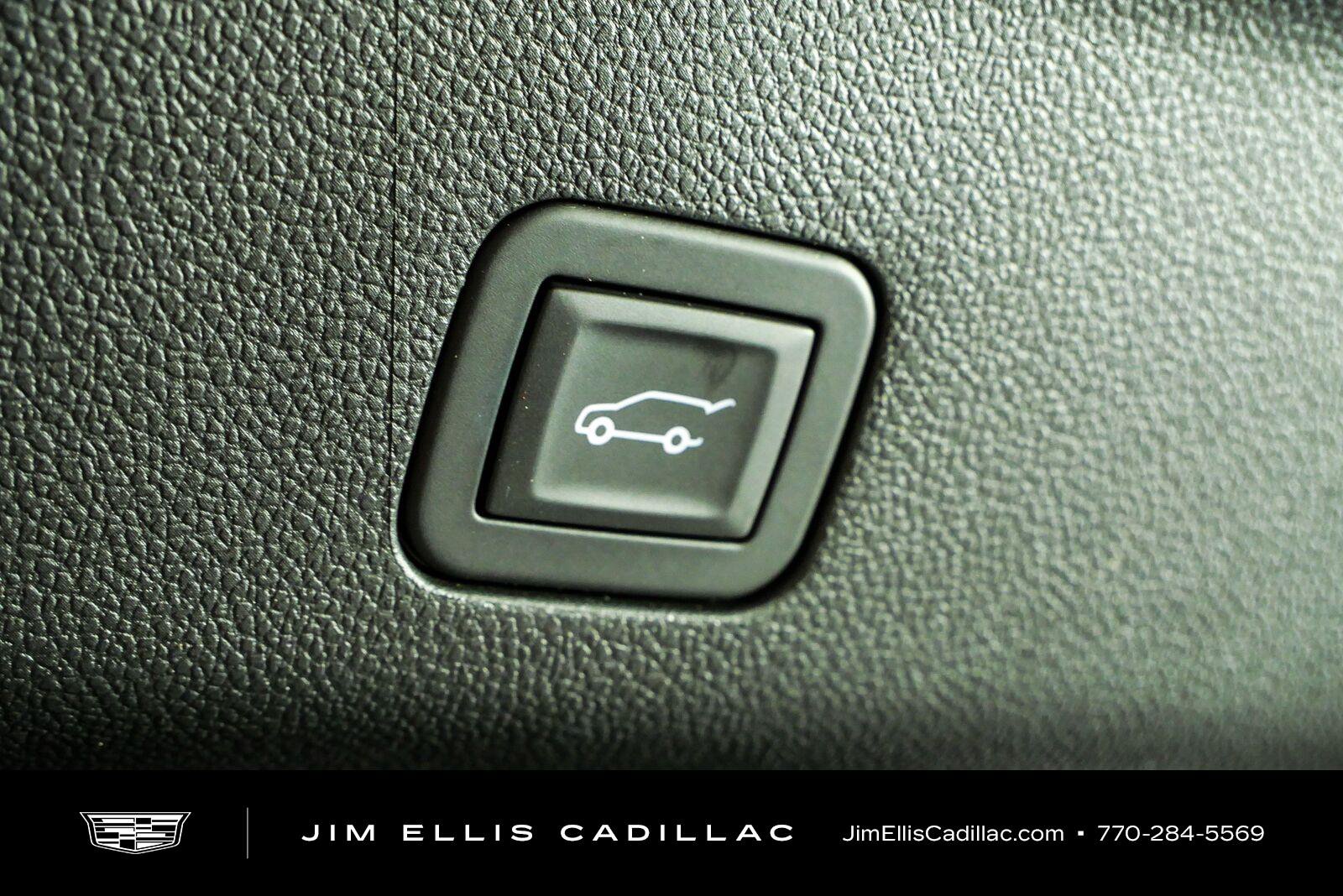 Used 2025 GMC Yukon Denali Ultimate AWD/4WD image 36