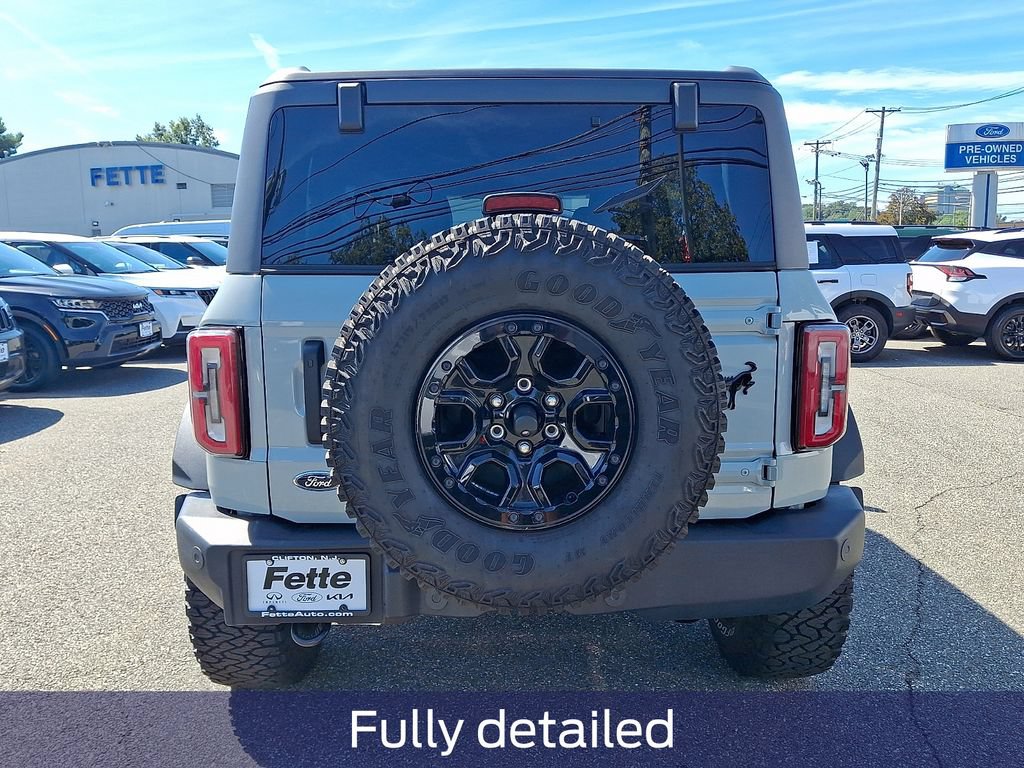 Used 2023 Ford Bronco Wildtrak AWD/4WD image 6