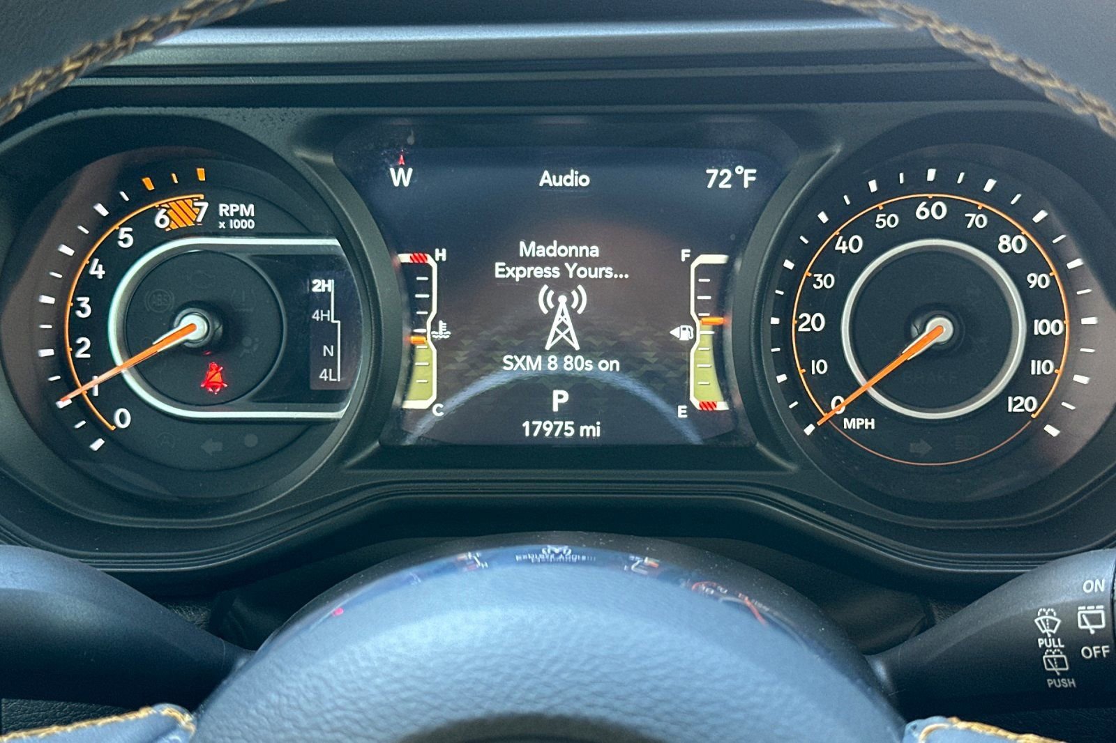 Used 2025 Jeep Wrangler Sahara image 24