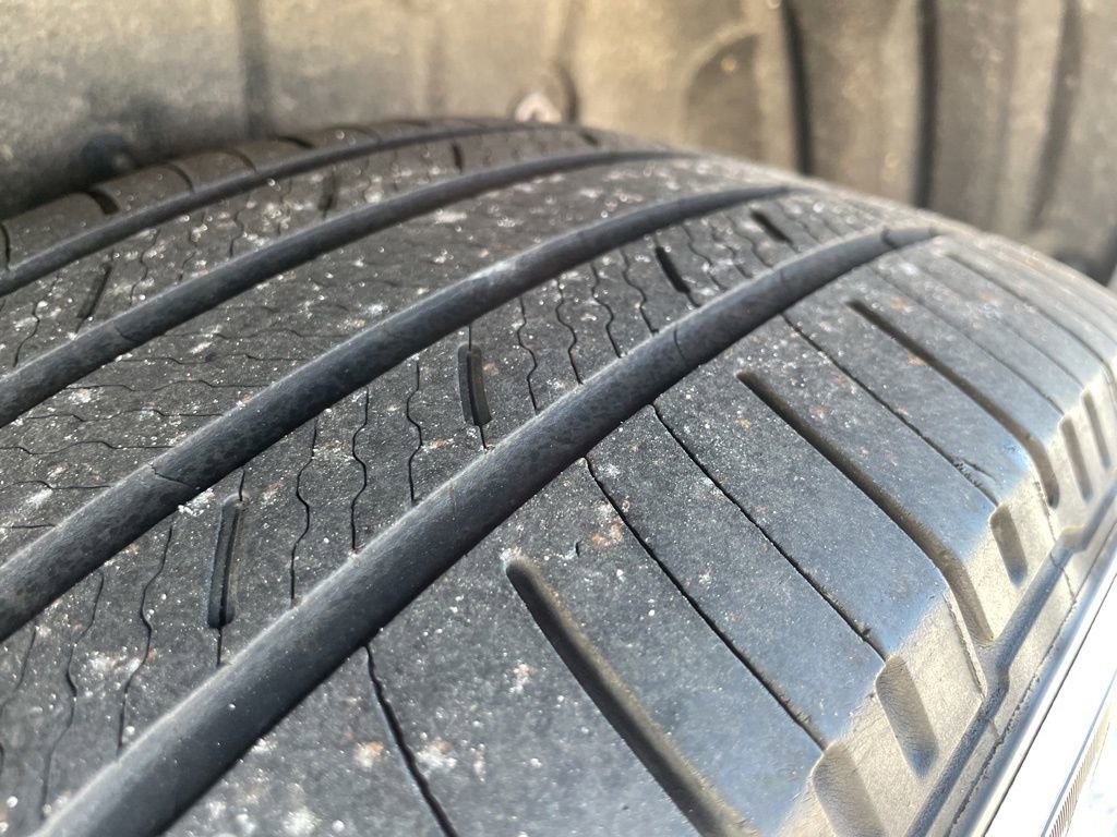 Used 2024 Toyota Highlander LE image 26