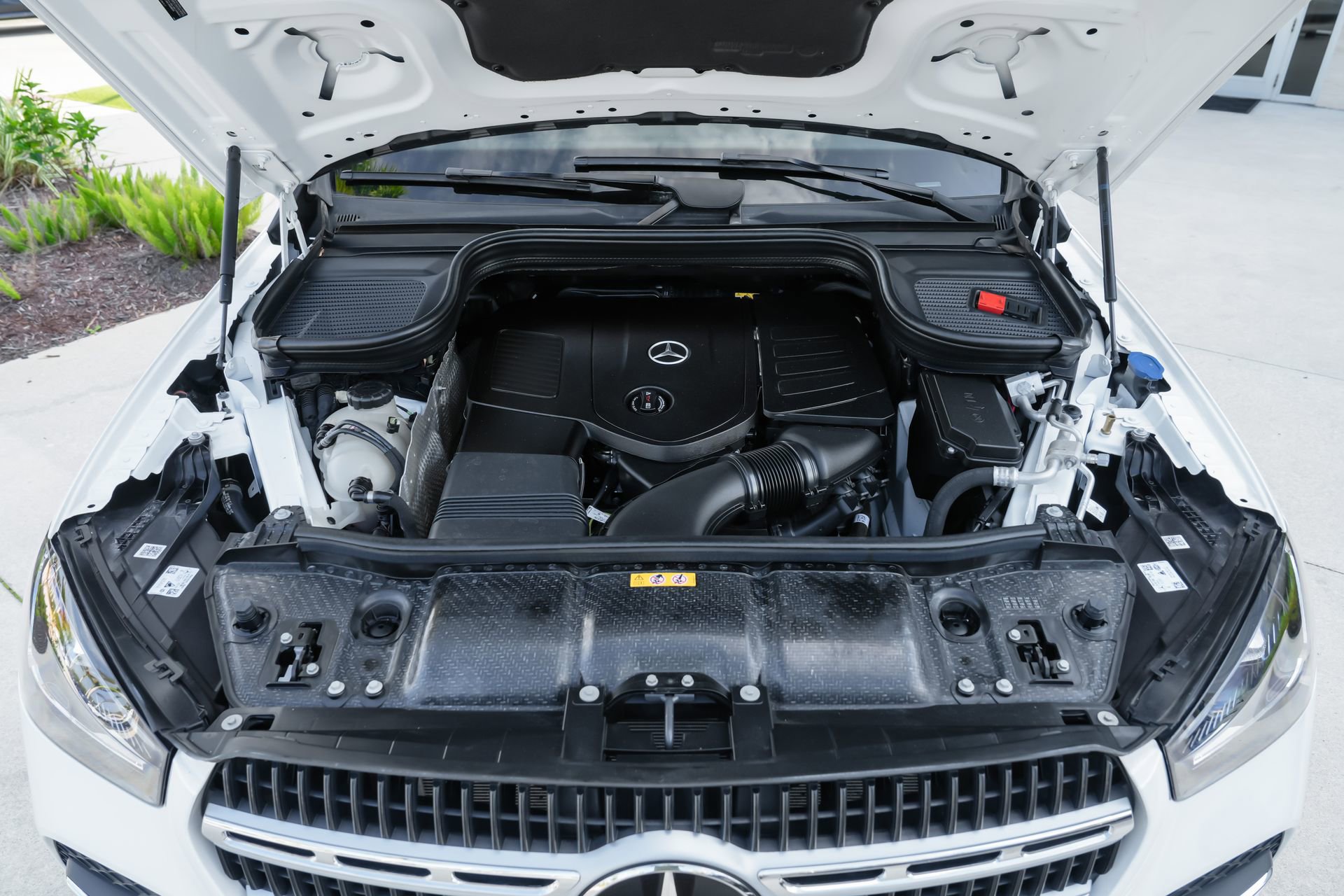 Used 2025 Mercedes-Benz GLE 350 4MATIC image 46