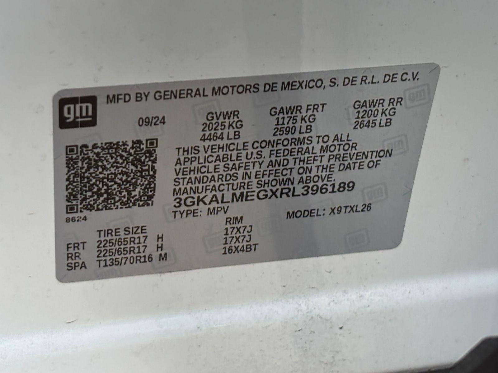 Used 2024 GMC Terrain SLE FWD image 37