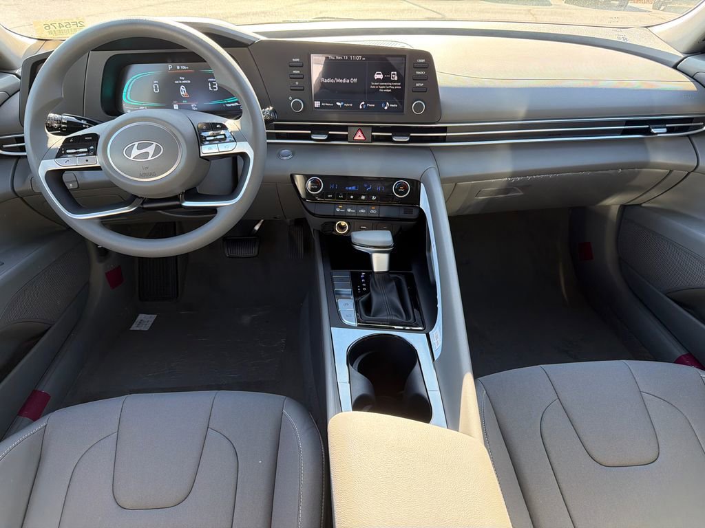 New 2026 Hyundai Elantra Blue image 22