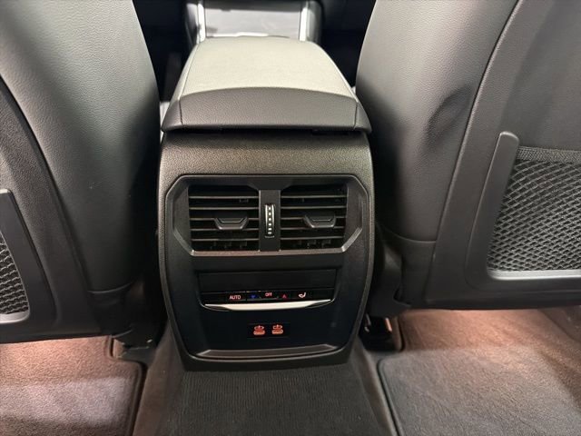 Certified 2023 BMW 330i xDrive Sedan w/ Driving Assistance Package image 24