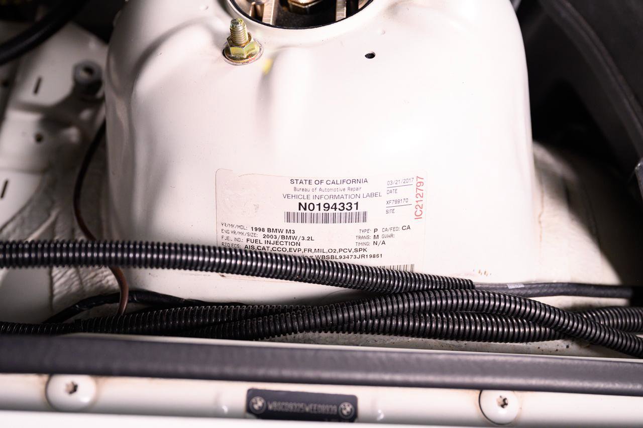 Used 1998 BMW M3 Sedan image 25
