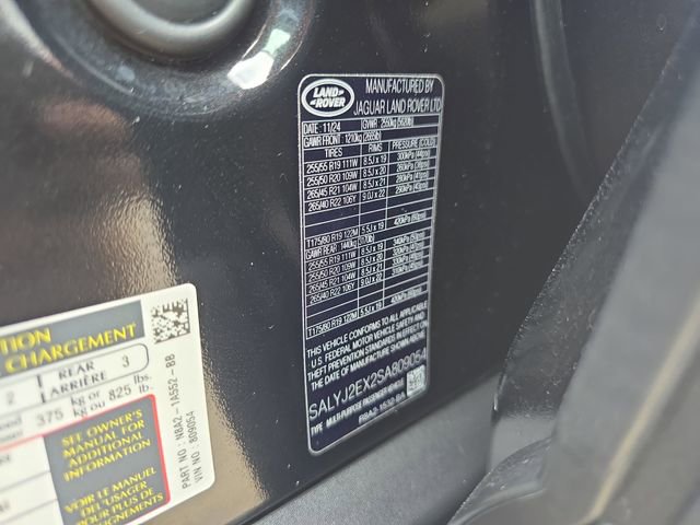 Certified 2025 Land Rover Range Rover Velar S AWD/4WD image 38