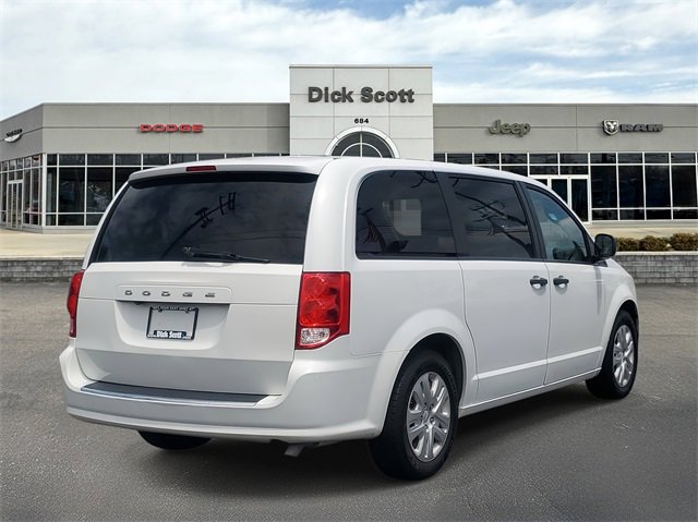Used 2019 Dodge Grand Caravan SE image 5
