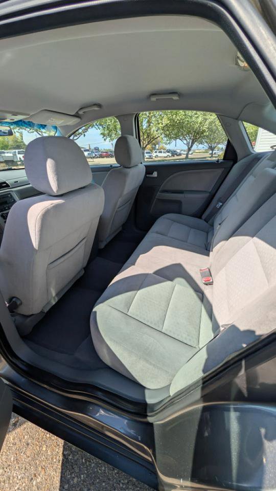 Used 2005 Ford Five Hundred SE image 11