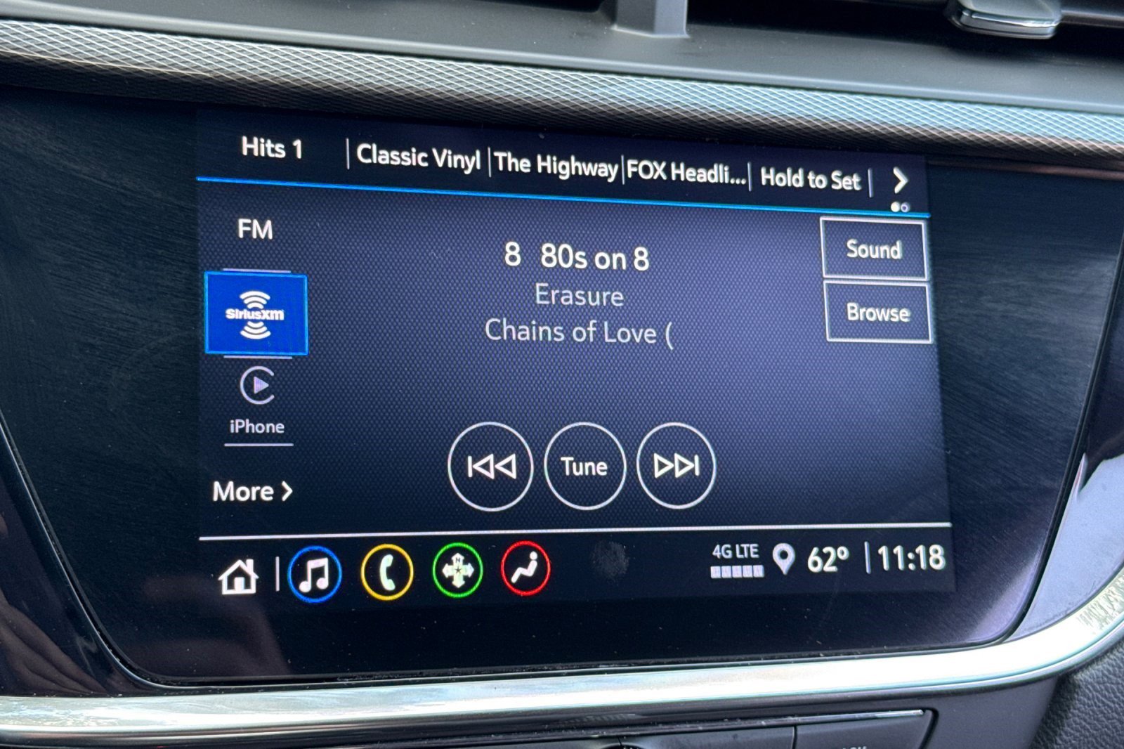 Used 2023 Buick Encore GX Select w/ Sport Touring Package image 23