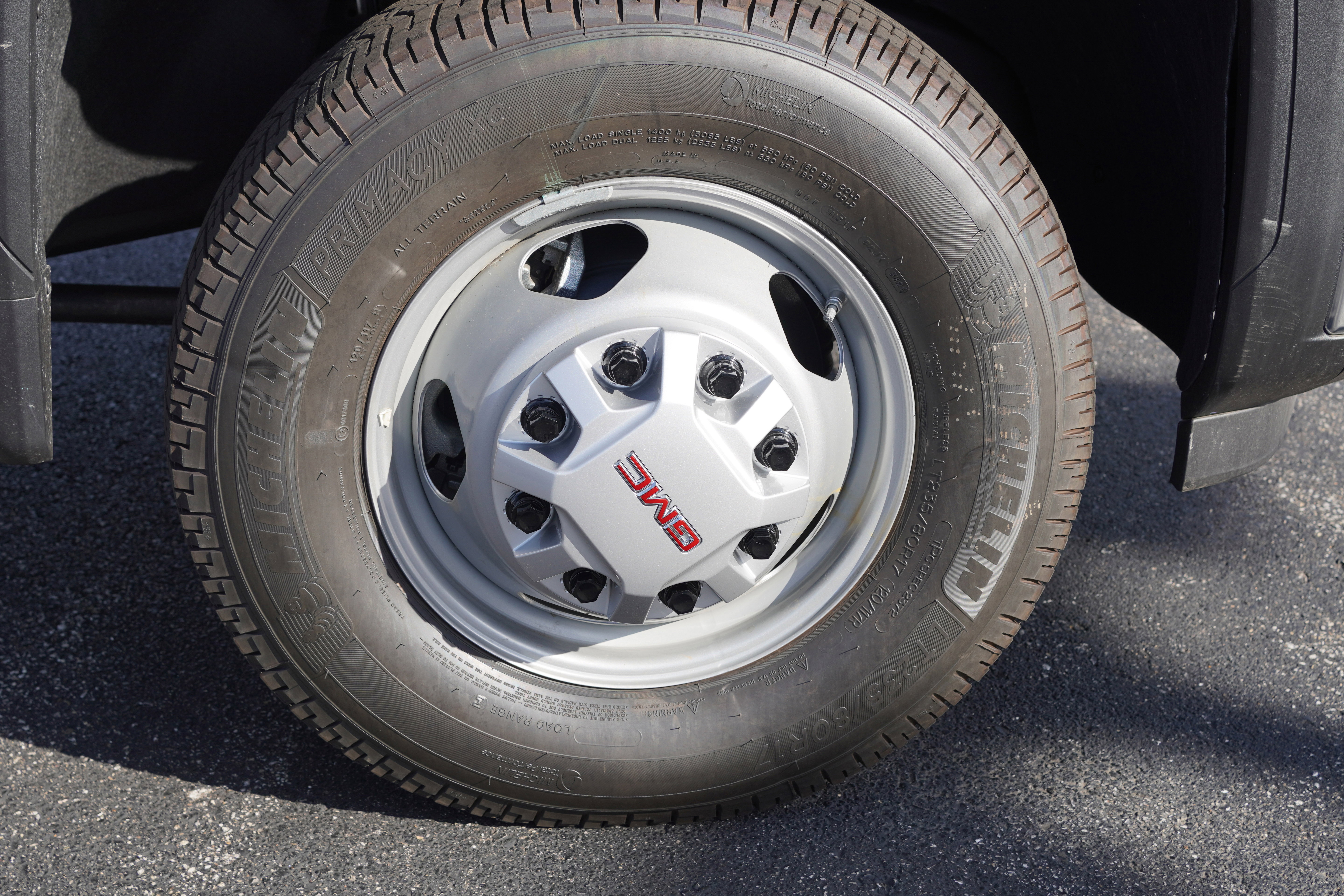 New 2025 GMC Sierra 3500 Pro w/ Convenience Package image 31