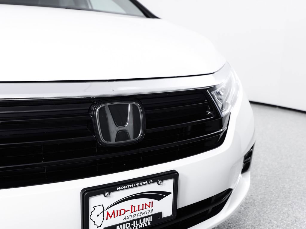 Used 2023 Honda Odyssey Elite image 4
