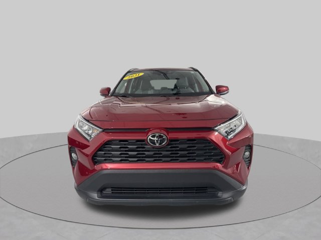 Used 2021 Toyota RAV4 XLE Premium FWD image 2