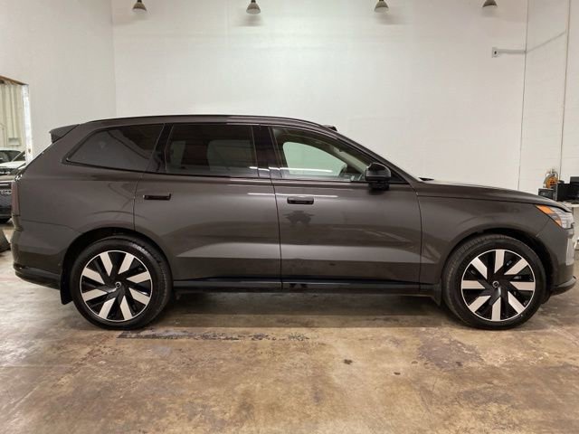 Used 2025 Volvo EX90 Ultra AWD/4WD image 4
