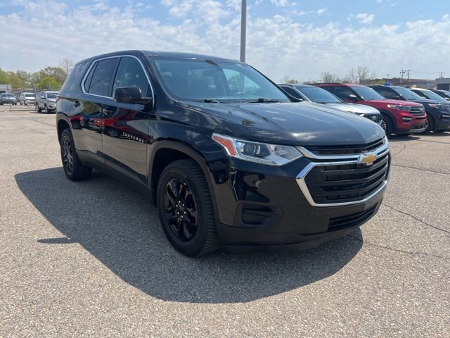 Used 2020 Chevrolet Traverse LS w/ LPO, Floor Liner Package AWD/4WD image 3